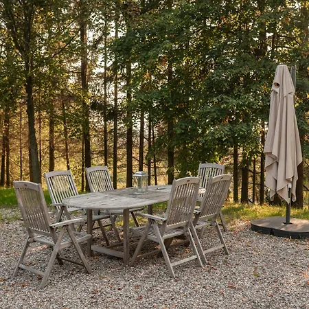 Stara Lesniczowka Holiday home *